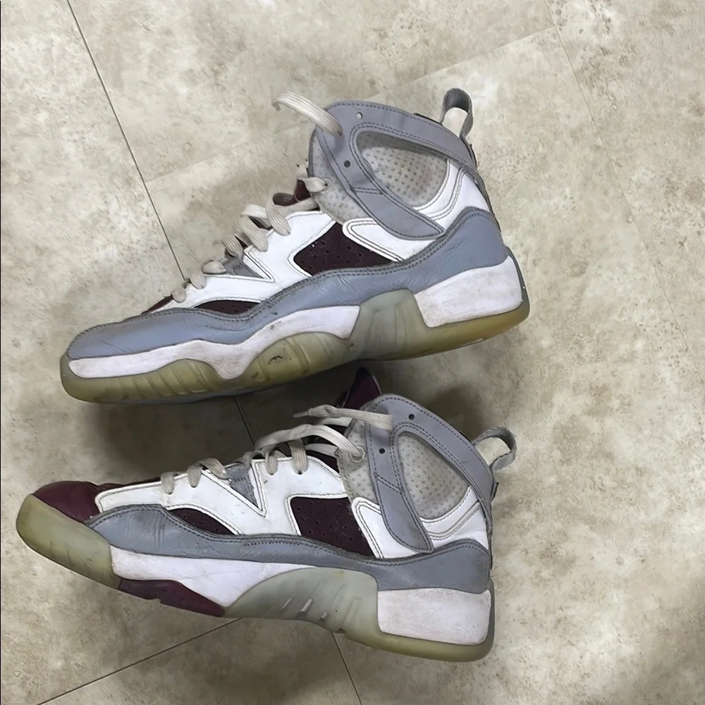 Nike Jordan Jumpman Two Trey 9.5